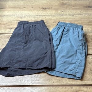 Men’s Bundle of 2 Duck Camp Nylon Scout 5” Shorts Size Medium